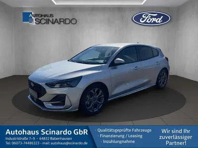 Gebraucht Ford Focus ST-Line X 155 PS (114 kW) 2024 Silber Limousine