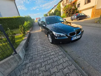 Gebraucht BMW 523 177 PS (130 kW) 2005 Schwarz Kombi