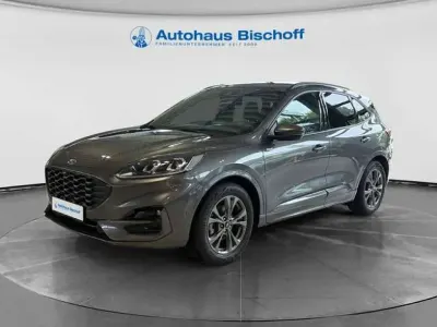 Gebraucht Ford Kuga 152 PS (111 kW) 2024 Magneticgrau (metallic) (metallic) SUV