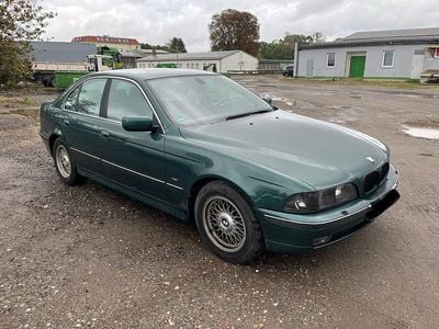 BMW 523