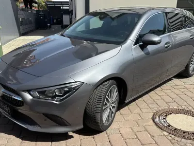 Gebraucht Mercedes CLA200 Shooting Brake 150 PS (110 kW) 2020 Grau Kombi