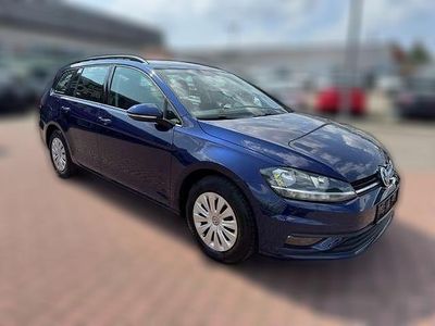 Blau metallic Gebraucht 2019 VW Golf VII Trendline | 15.380 € (Fairer Preis)