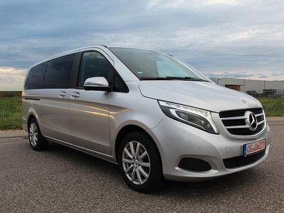 Gebraucht Mercedes V220 Edition 163 PS (119 kW) 2018 Silber Van / Kleinbus