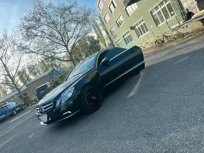 Gebraucht Mercedes E350 265 PS (194 kW) 2009 Coupé