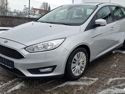 Grau Gebraucht 2016 Ford Focus Limousine | 6.300 € (Guter Preis)