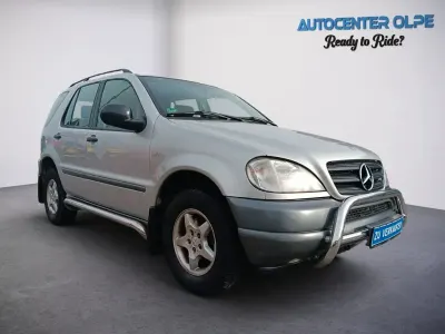 Gebraucht Mercedes ML320 218 PS (160 kW) 1999 Silber SUV
