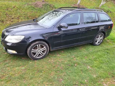 Gebraucht Skoda Octavia 105 PS (77 kW) 2009 Schwarz Kombi