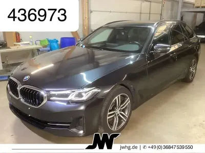 Gebraucht BMW 520 190 PS (139 kW) 2021 Grau Limousine