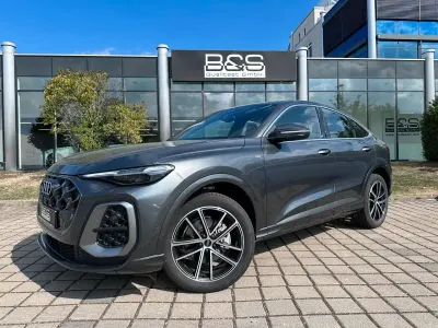 Neu Audi Q5 Sportback S-Line 204 PS (150 kW) 2026 Daytonagrau perleffekt SUV