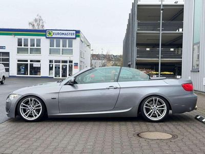 Grau Gebraucht 2011 BMW 330 Cabriolet M Sport Cabrio | 9.490 € (Fairer Preis)