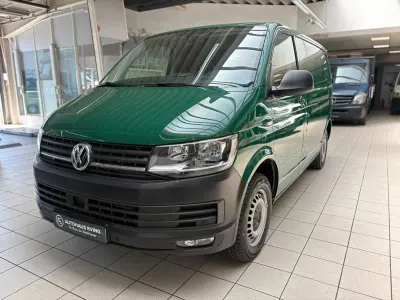 Gebraucht VW Transporter 150 PS (110 kW) 2019 Grün Van