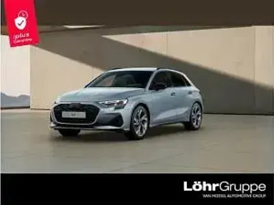 Gebraucht Audi A3 Comfort 150 PS (110 kW) 2026 Pfeilgrau perleffekt Limousine