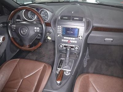 Mercedes SLK350