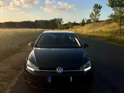 Gebraucht VW Golf VII Trendline 116 PS (85 kW) 2018 Limousine