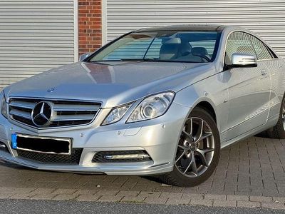 Silber Gebraucht 2011 Mercedes E350 Coupé | 11.999 € (Guter Preis)