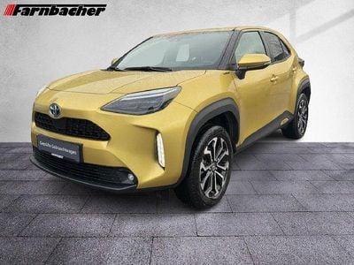 Gebraucht Toyota Yaris Cross Team 116 PS (85 kW) 2022 Gelb SUV