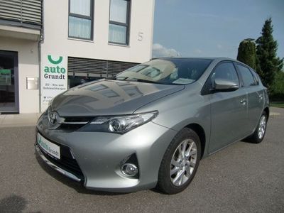 gebraucht Toyota Auris 1,4-l-D-4D Edition