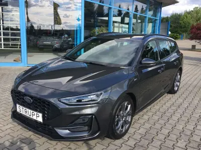 Gebraucht Ford Focus ST-Line 116 PS (85 kW) 2023 Magnetic grau Kombi