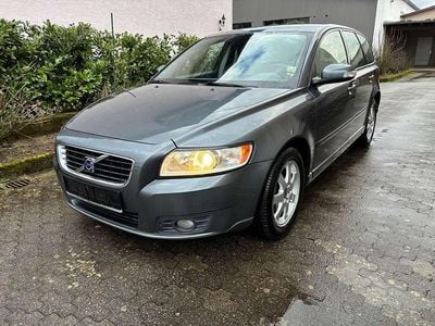 Gebraucht Volvo V50 Momentum 145 PS (106 kW) 2007 Titanium grey pearl / metallic Kombi