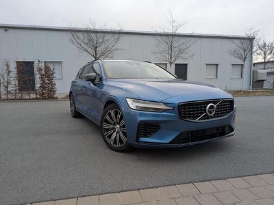 Usata Volvo V60 R-Design 341 CV (250 kW) 2020 Blu Station wagon