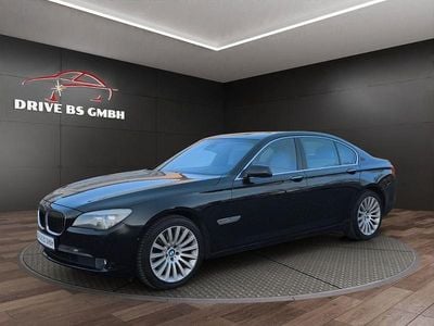 Gebraucht BMW 750 Sport Line 408 PS (300 kW) 2010 Schwarz Limousine