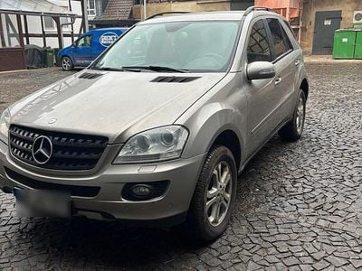 Mercedes ML320