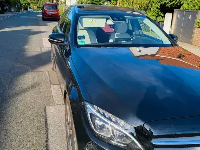 Używany Mercedes C250 204 KM (150 kW) 2017 Czarny Kombi