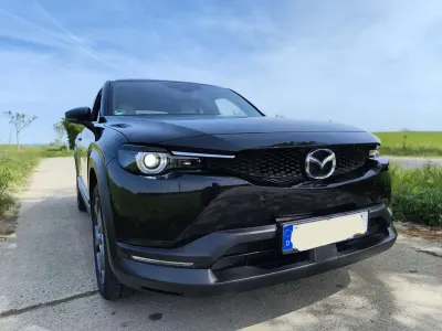 Usata Mazda MX30 Luxury 106 kW (145 CV) 2021 Nero SUV