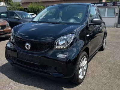 Gebraucht Smart ForFour 71 PS (52 kW) 2018 Schwarz Kleinwagen