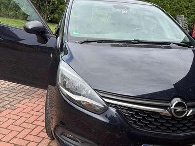 Opel Zafira Tourer