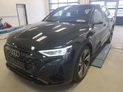 Gebraucht Audi Q8 e-tron Advanced 250 kW (340 PS) 2024 Mythosschwarz SUV