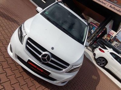 Gebraucht Mercedes V250 Avantgarde Edition 190 PS (139 kW) 2018 Weiß Van / Kleinbus