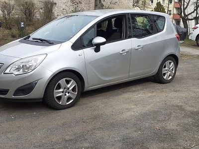 Gebraucht Opel Meriva Edition 101 PS (74 kW) 2010 Silber Van / Kleinbus