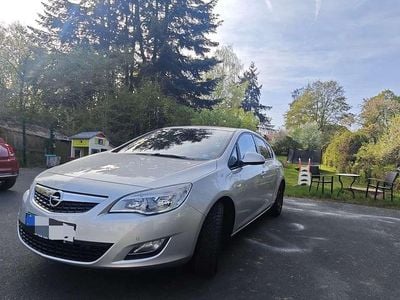 Usata Opel Astra Design Edition 120 CV (88 kW) 2011 Berlina