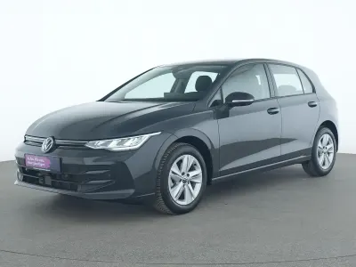 Gebraucht VW Golf VIII Life 116 PS (85 kW) 2025 Uranograu Limousine