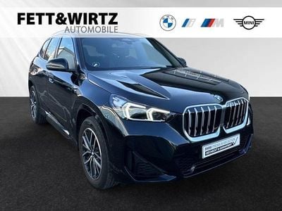 Saphirschwarz metallic Gebraucht 2025 BMW X1 M Sport SUV | 35.551 € (Superpreis)