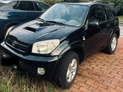 Gebraucht Toyota RAV4 116 PS (85 kW) 2004 Schwarz SUV