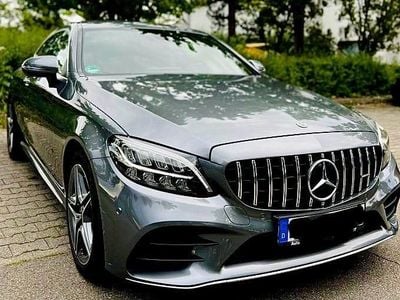 Gebraucht Mercedes C180 AMG 156 PS (114 kW) 2018 Grau Coupé