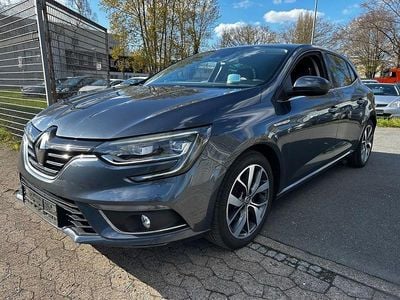Gebraucht Renault Mégane IV Bose Edition 131 PS (96 kW) 2017 Grau Limousine