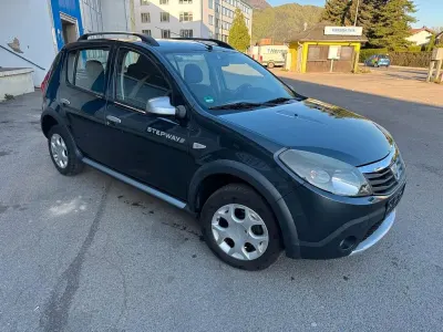 Brugt Dacia Sandero Stepway 84 HK (61 kW) 2011 Grå Sedan