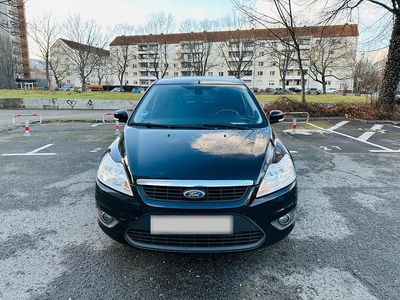 Gebraucht Ford Focus 109 PS (80 kW) 2011 Schwarz Kombi
