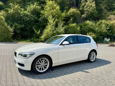 Gebraucht BMW 116 Efficient Dynamics 116 PS (85 kW) 2014 Weiß Kleinwagen