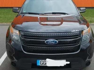 Używany Ford Explorer 305 KM (224 kW) 2013 Czarny SUV