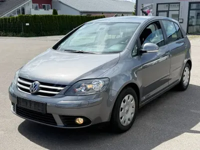 Używany VW Golf V 102 KM (75 kW) 2007 Szary Sedan/Limuzyna
