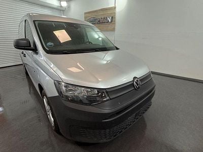 Gebraucht VW Caddy Maxi Basis 122 PS (89 kW) 2025 Silber Van / Kleinbus