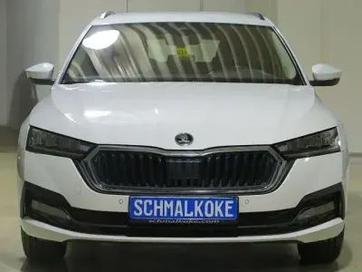 Brugt Skoda Octavia Ambition 150 HK (110 kW) 2023 Hvid Stationcar