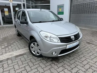 Gebraucht Dacia Sandero 75 PS (55 kW) 2009 Platingrau Kleinwagen