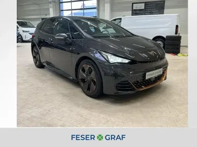 Używany Cupra Born 169 kW (231 KM) 2024 Szary Hatchback