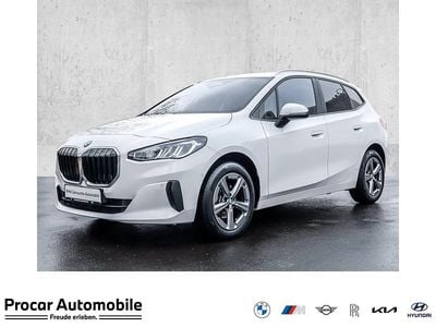 Gebraucht BMW 218 Active Tourer Performance 150 PS (110 kW) 2022 Weiß Van / Kleinbus