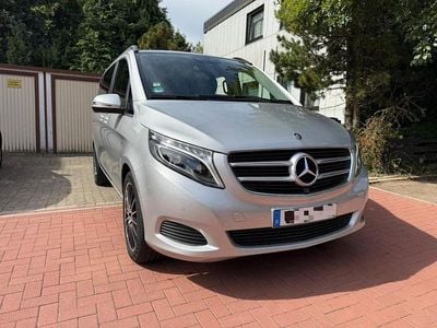 Mercedes V250
